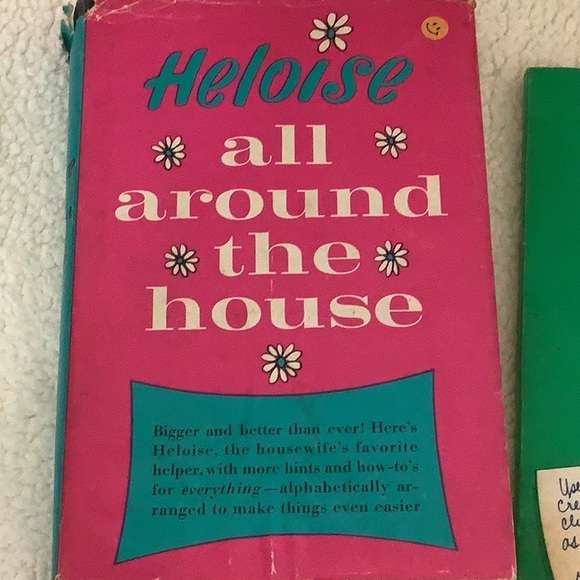 Vintage Heloise's ‘all around the house’ and Mary Ellen’s BEST of helpful hints’ - Picture 2 of 11